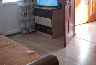 Vand apartament 2 camere mobilat electrocasnice noi Vand apartament 2 camere mobilat electrocasnice noi - 2