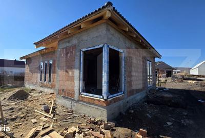 Casă cu 3 camere în Unirea - 9