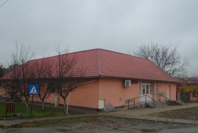 Casa in centrul comunei Padureni - 14