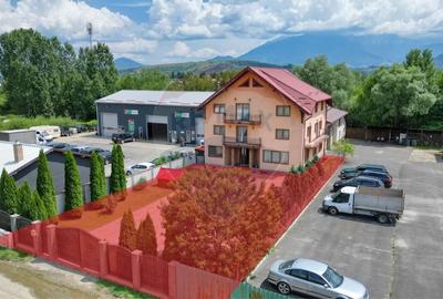 Vila cu potential in Zarnesti - 10 camere, curte mare - 2