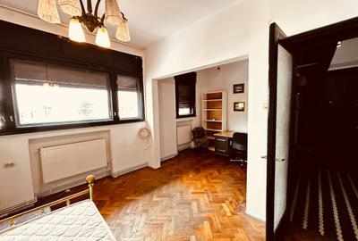 Apartament cu 2 camere decomandat în Universitate - 2