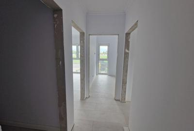 Apartament cu 4 camere semidecomandat în Florești - 7