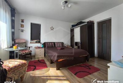 Casă cu 3 camere în Sânnicoară