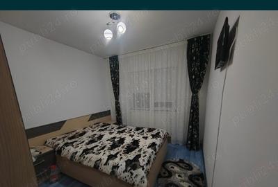 Apartament cu 3 camere de vanzare
