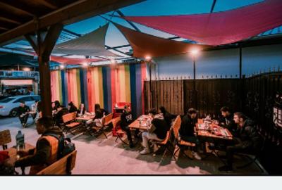 Spațiu comercial, de 425 mp, în Central - 4