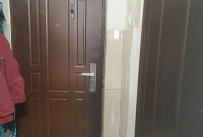 Garsonieră decomandată în Micro 14 - 7