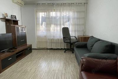 Garsonieră decomandată în Vitan - 3