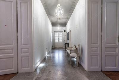 Apartament spatios cu 3 camere de LUX pe Metianu Comision 0 - 9