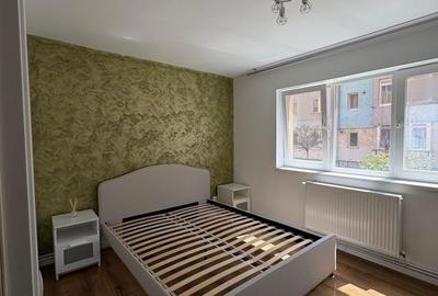 Apartament cu 3 camere decomandat în Central - 3