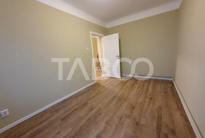 Apartament 2 camere decomandat etaj 1 zona Negoiu bloc de caramida - 4