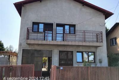 CASA ROMANESTI  5 CAMERE - 20