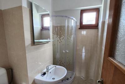 SEMICENTRAL 3 camere , bloc 2009 , 125 mp utili - 3