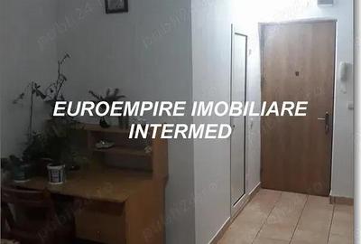 Garsoniera semidecomandata ,zona Abator - 4