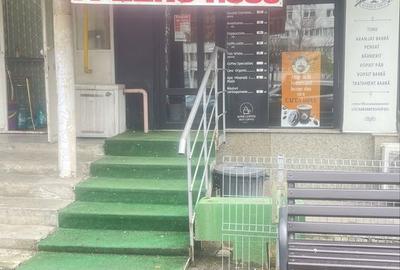 Spațiu comercial, de 22 mp, în Central - 4