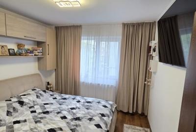 Apartament cu 3 camere semidecomandat în Dacia - 5