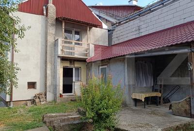 Casa Spatioasa in Zona Centrala, langa Tribunal – 200 mp Utili, 5 Camere - 13