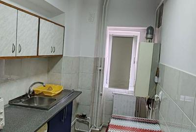 Apartament cu 2 camere decomandat în Alexandru cel Bun - 2