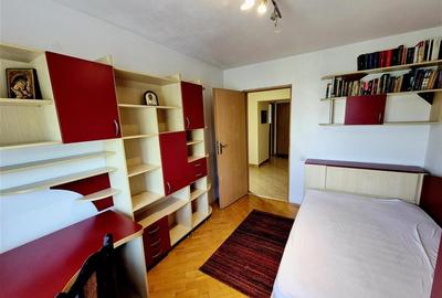 Apartament cu 3 camere decomandat în Nicolina - 5