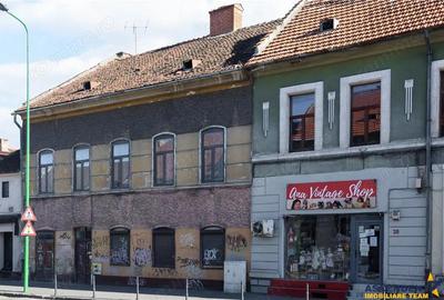 Nivel in vila, curte deosebita, priveliste, Central, Brasov - 13