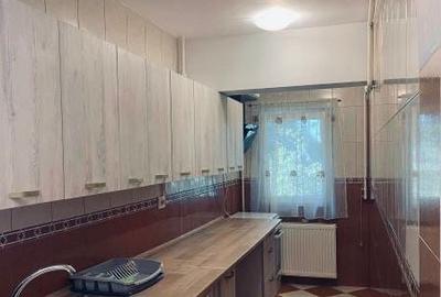 69000 euro -garsoniera decomandata -metrou jiului -bloc 1980 - 2