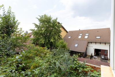 Apartament 2 camere, etaj 1/4, Florilor, zona de case - 8