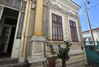 Casă individuală cu 7 camere cu Canalizare în Dorobanți - 3