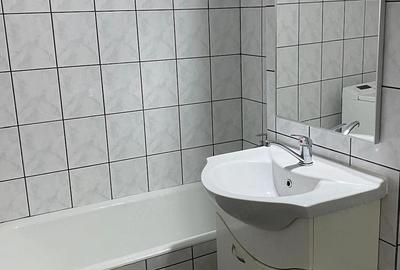 Apartament cu 2 camere decomandat în Lipovei
