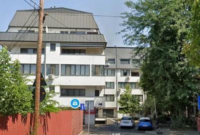 Apartament cu 2 camere decomandat în Berceni