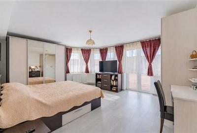 Hotel/Pensiune, de 480 mp, în Tractorul - 5