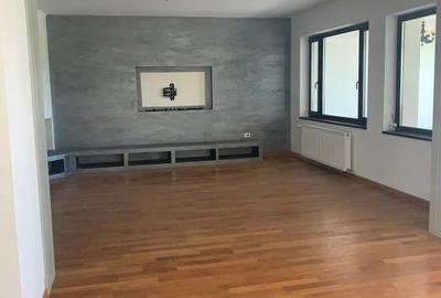 Vila Duplex  Pipera  12 camere - 2