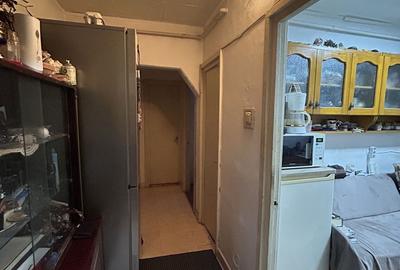 Apartament cu 2 camere decomandat în Prundu