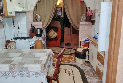 Apartament cu 2 camere decomandat în Motru - 5