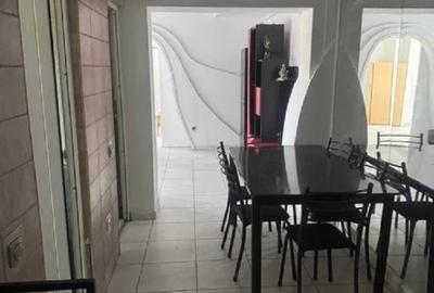 Apartament cu 3 camere - zona Tudor Vladimirescu