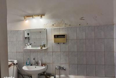 Casă cu 4 camere în Central - 9