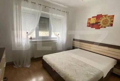 Apartament cu 2 camere decomandat în Girocului
