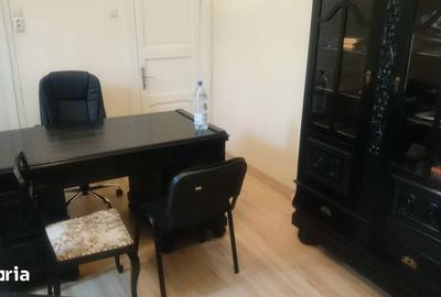 Casă cu 4 camere cu Teren 100 Mp în Central - 5