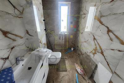 Apartament cu 2 camere decomandat în Girocului