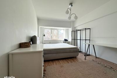 Apartament cu 3 camere decomandat, mobilat în 13 Septembrie - 15
