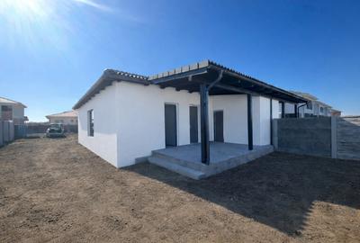 Duplex cu 3 camere cu Canalizare în Moșnița Nouă - 2