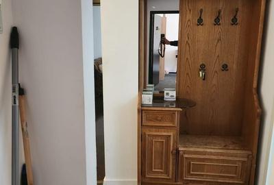 Apartament cu 3 camere decomandat în Tractorul - 10