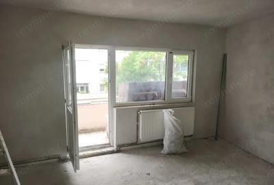 Apartament cu 2 camere, decomandat, etajul 2,model mare, zona Shopping City - Timi?oara - 2