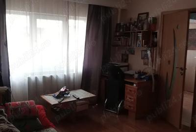 Vand apartament cu doua camere, confort 2, parter, peste drum de generala 6 - 3