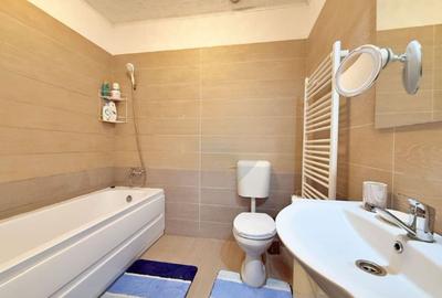 Duplex cu 3 camere cu Canalizare în Cartierul Verde - 1