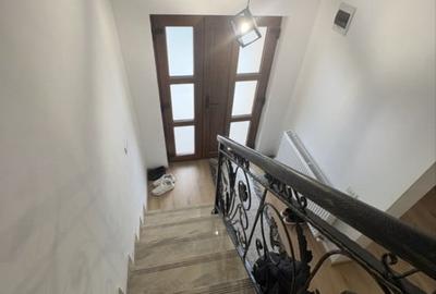 Casă individuală cu 4 camere cu Canalizare în Lumina - 2