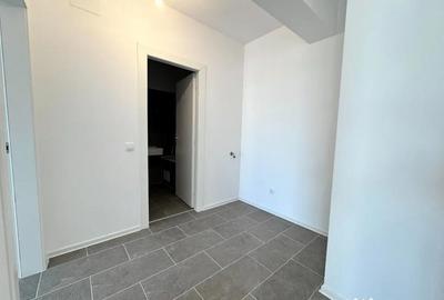 Apartament cu 3 camere semidecomandat în Sud - 10