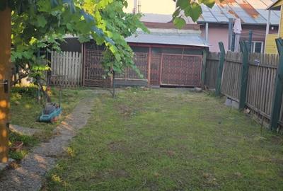 Casă cu 4 camere cu Teren 265 Mp în Central - 2