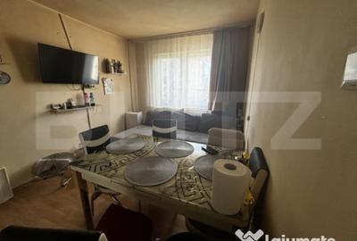 Apartament cu 3 camere semidecomandat, mobilat în Micro 15 - 3
