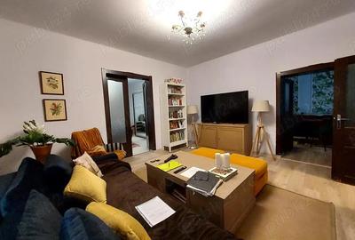 Casa de vanzare 200 mp utili, teren 2.160 mp Simeria, Str. G. Co?buc - 5