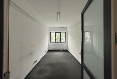 Birou, de 20,000 mp, în Baza 3 - 7