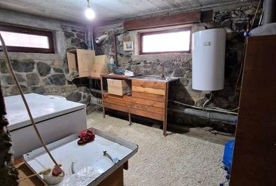 Casă cu 4 camere în Teiș - 9
